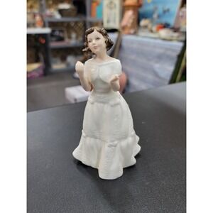 Royal Doulton WELCOME HN 3764 by Nada Pedley Vintage 1995 Girl Figurine